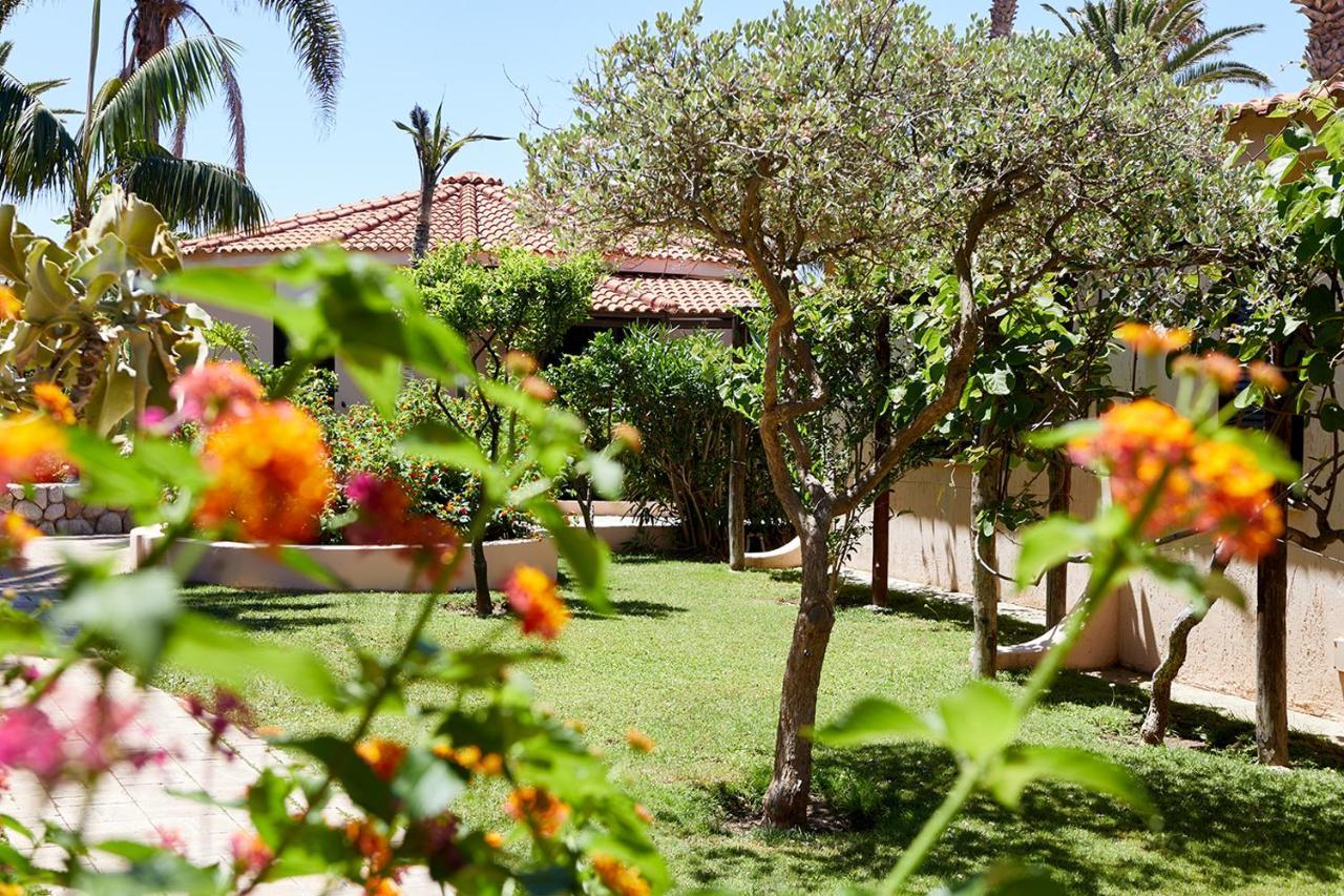 Hotel Villaggio Cala Di Volpe 카포바티카노 외부 사진
