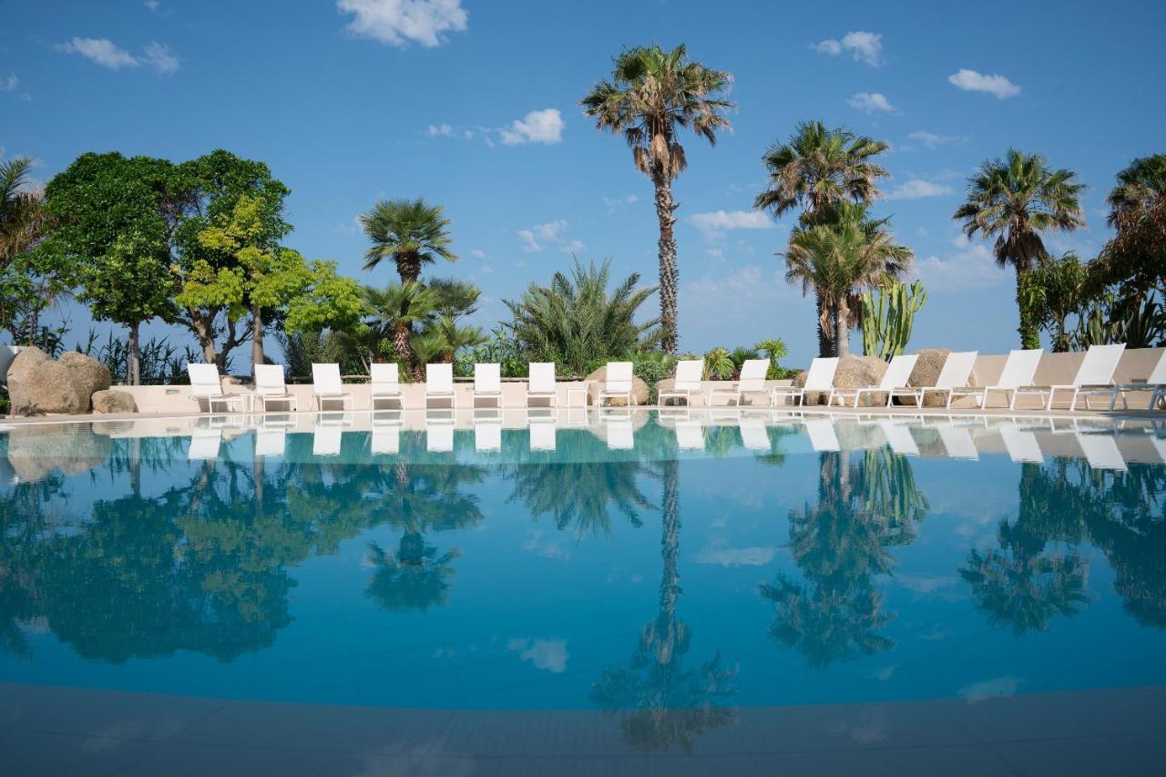 Hotel Villaggio Cala Di Volpe 카포바티카노 외부 사진