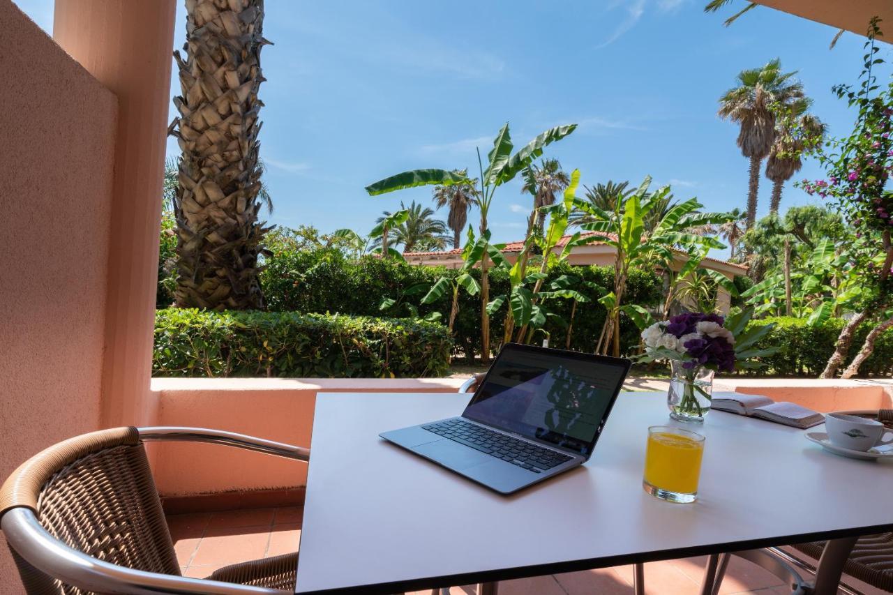 Hotel Villaggio Cala Di Volpe 카포바티카노 외부 사진