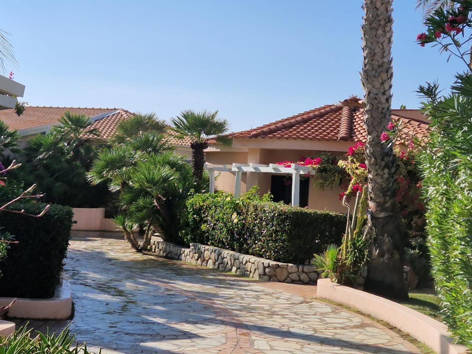 Hotel Villaggio Cala Di Volpe 카포바티카노 외부 사진