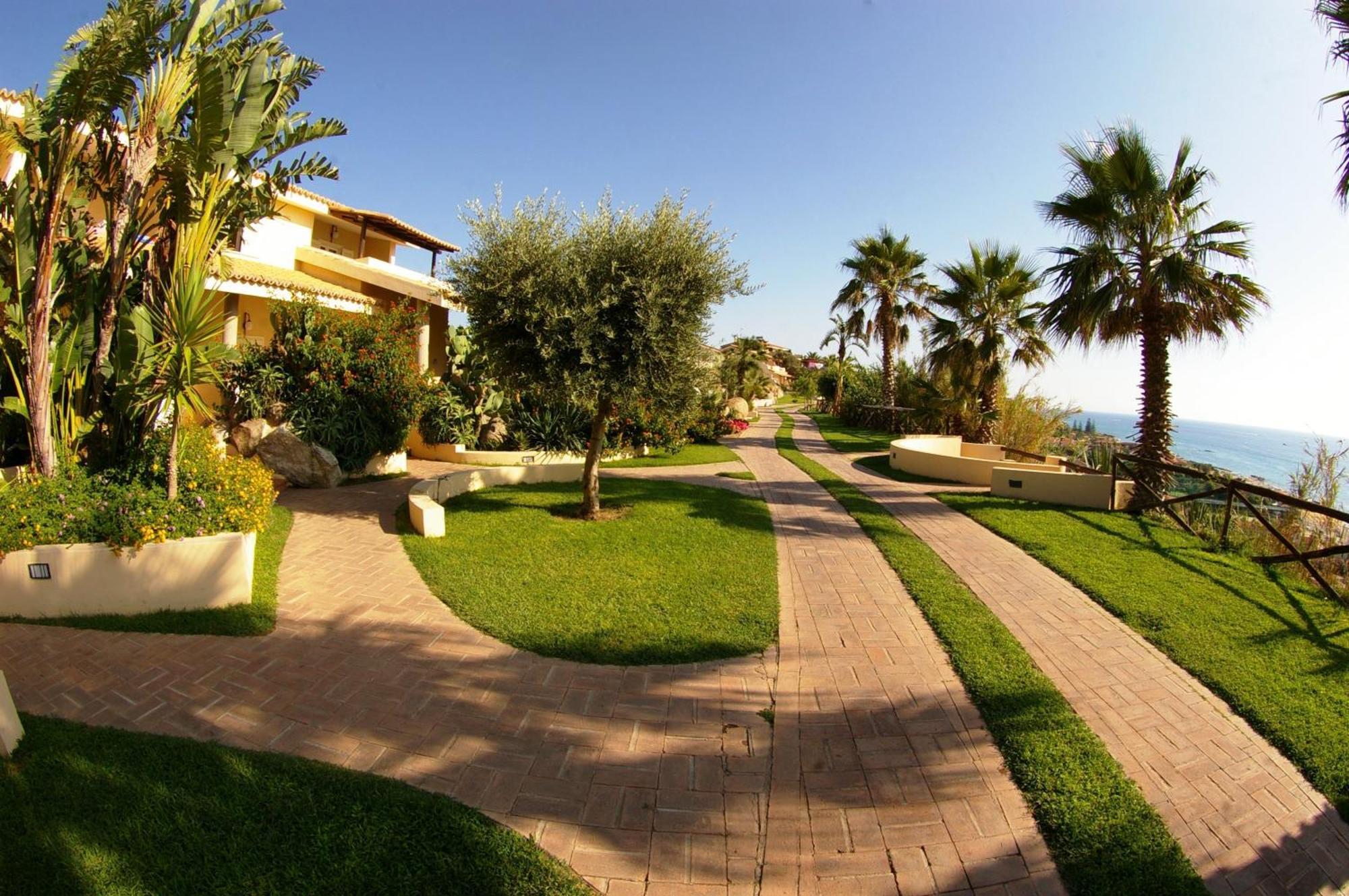 Hotel Villaggio Cala Di Volpe 카포바티카노 외부 사진