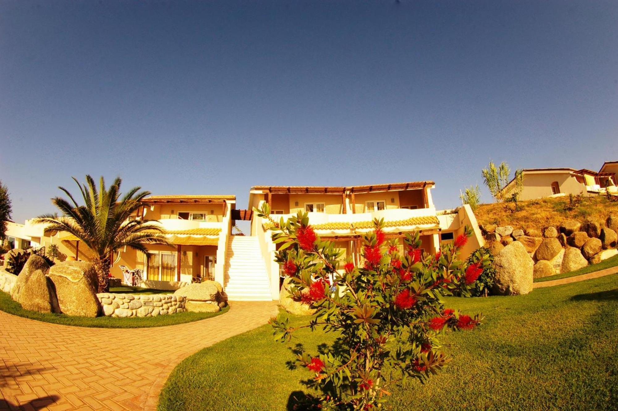 Hotel Villaggio Cala Di Volpe 카포바티카노 외부 사진