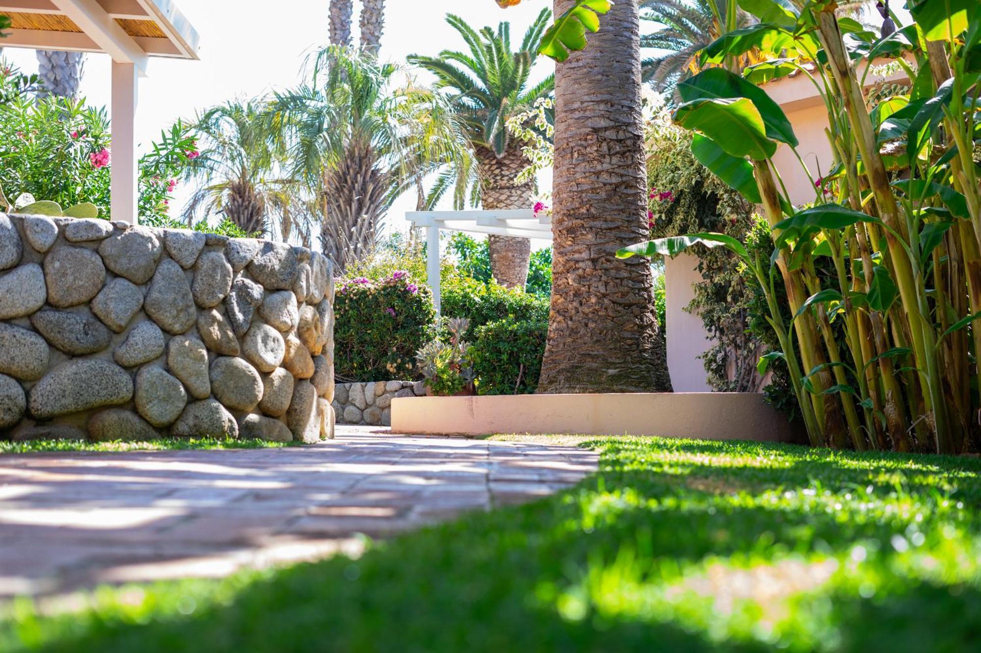 Hotel Villaggio Cala Di Volpe 카포바티카노 외부 사진